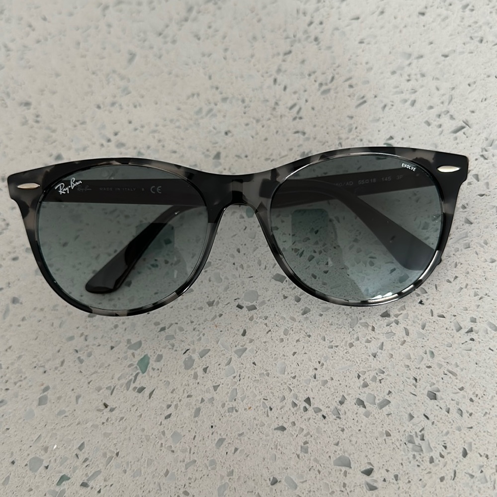 RayBan sunglasses 🕶️